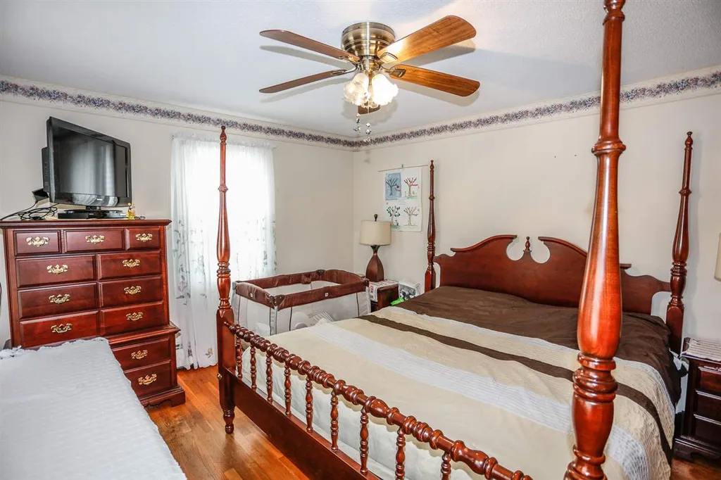 12 Trinity Drive Nashua NH 03063