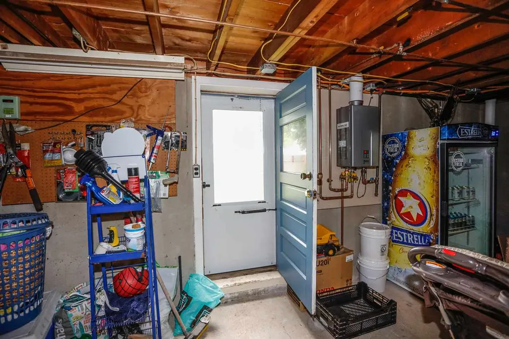 12 Trinity Drive Nashua NH 03063