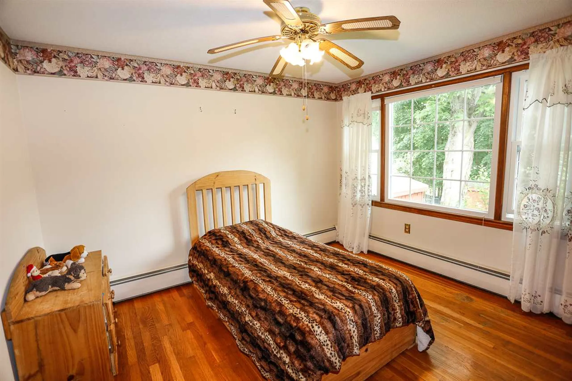 12 Trinity Drive Nashua NH 03063