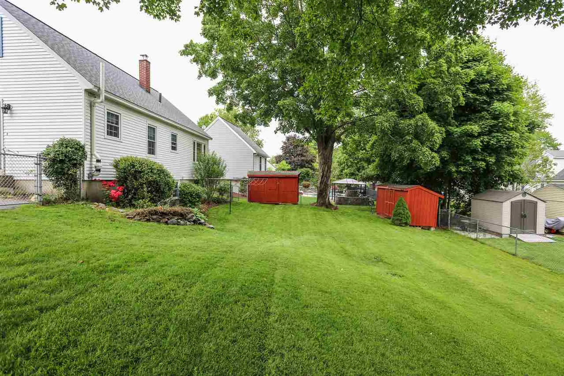 12 Trinity Drive Nashua NH 03063