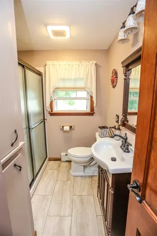 12 Trinity Drive Nashua NH 03063