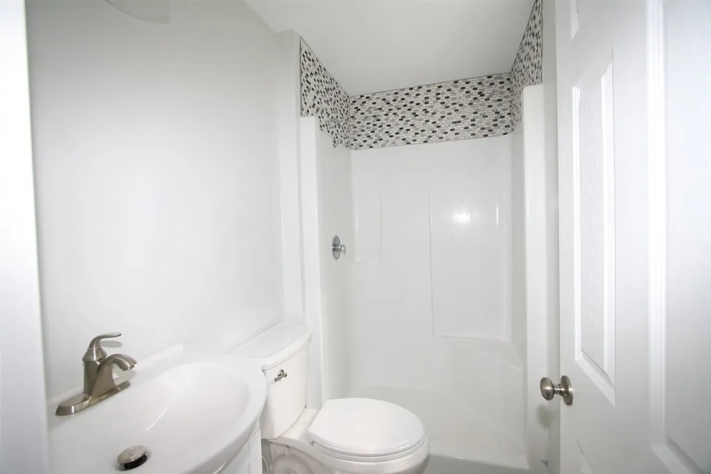 10 Taft Road Portsmouth NH 03801