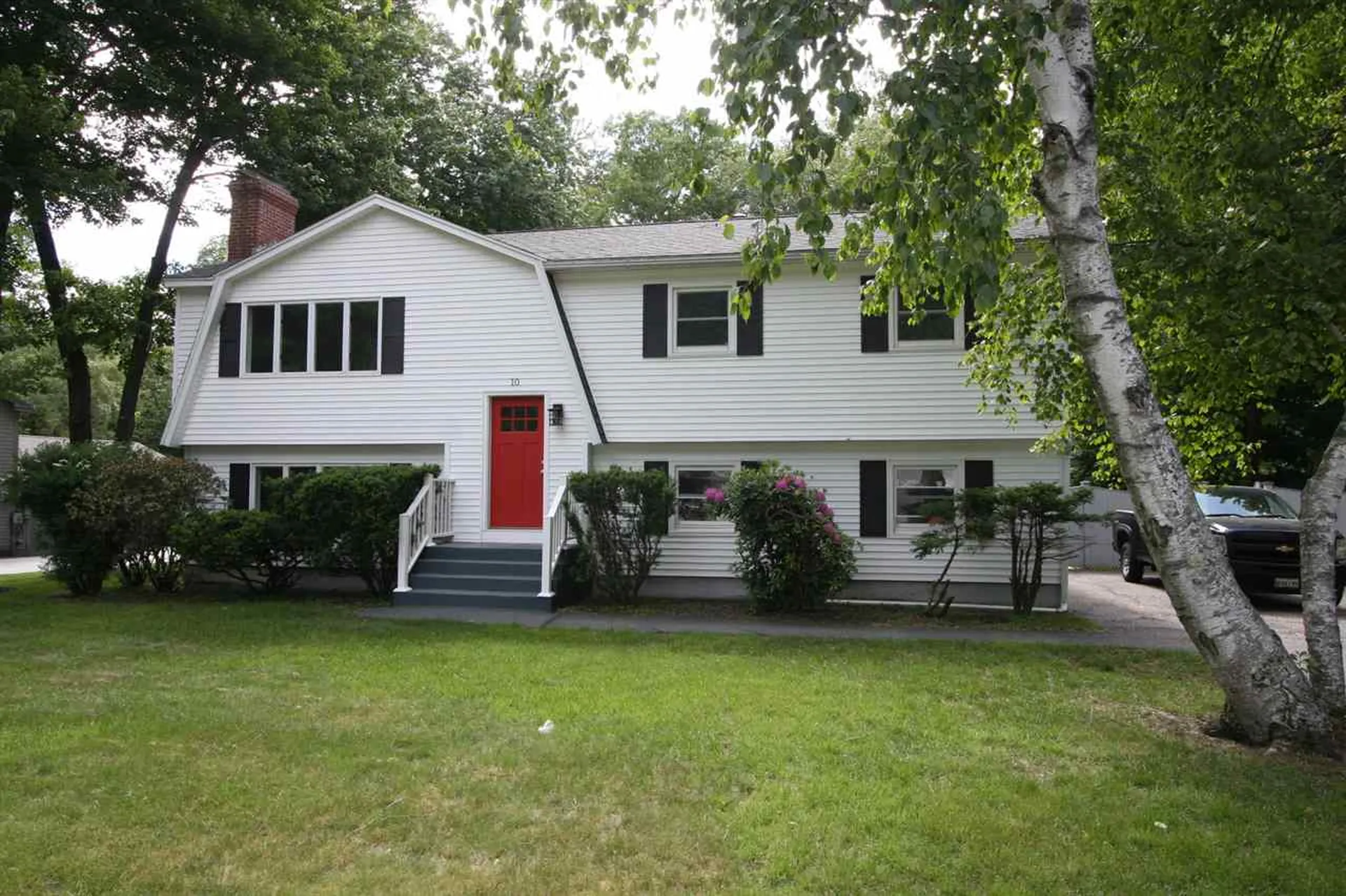 10 Taft Road Portsmouth NH 03801