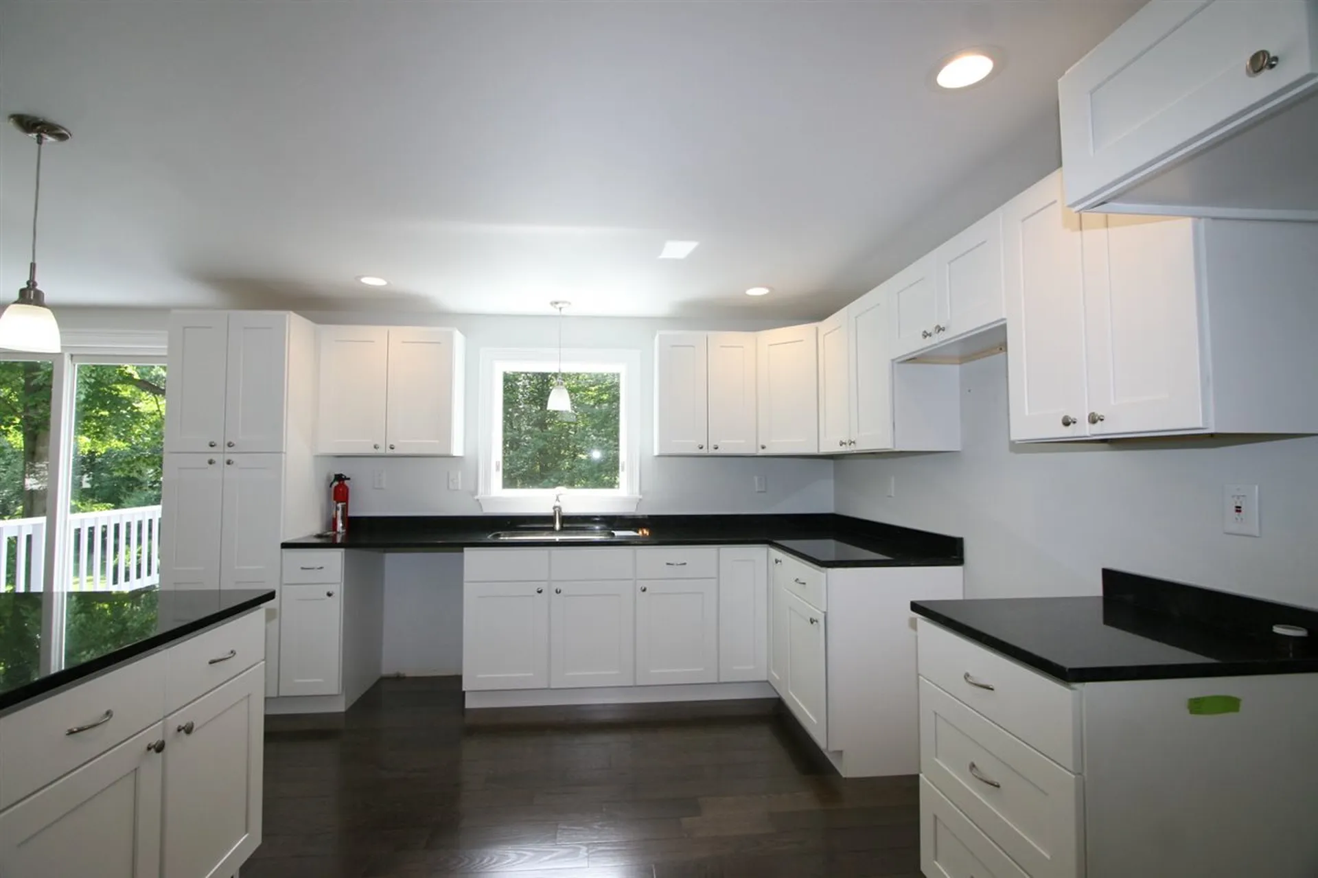 10 Taft Road Portsmouth NH 03801