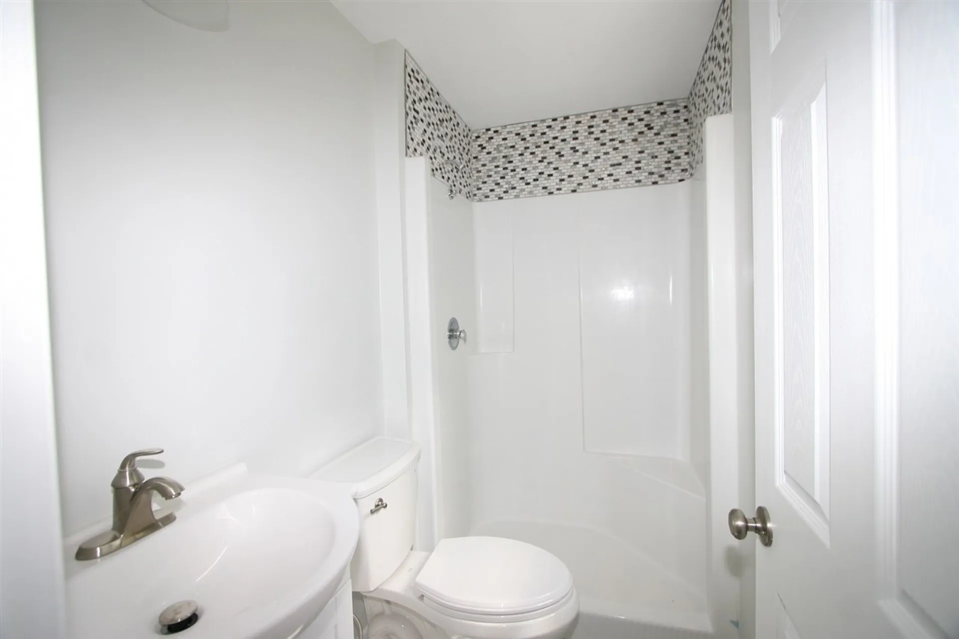 10 Taft Road Portsmouth NH 03801