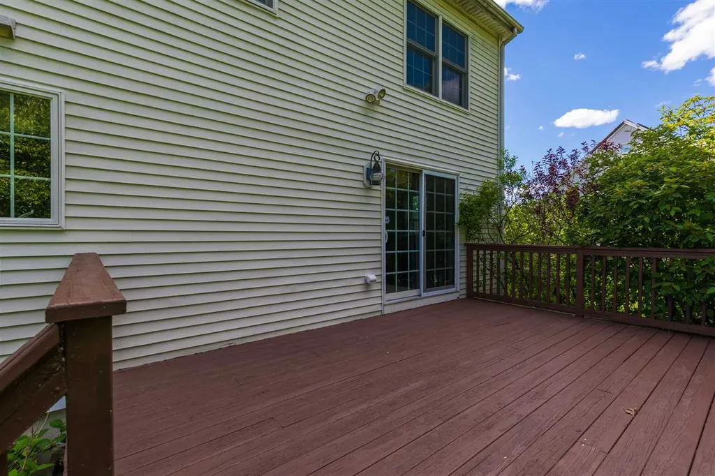 14 Viola Circle Seabrook NH 03874