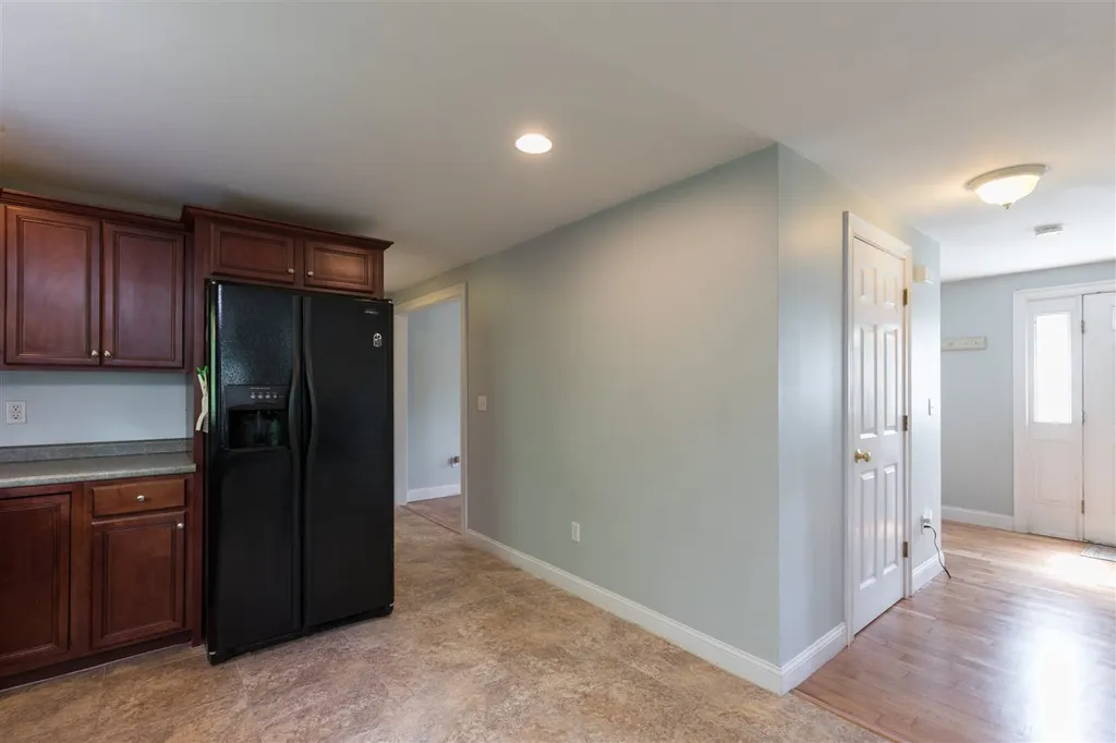14 Viola Circle Seabrook NH 03874