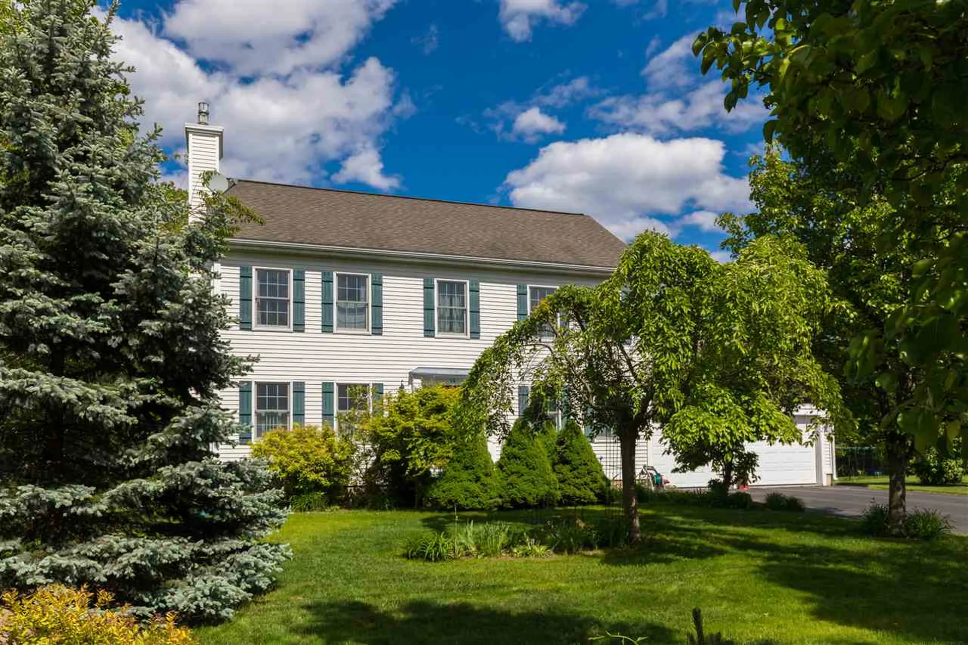 14 Viola Circle Seabrook NH 03874