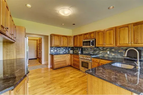 52 Berrill Farms Lane Hanover NH 03755