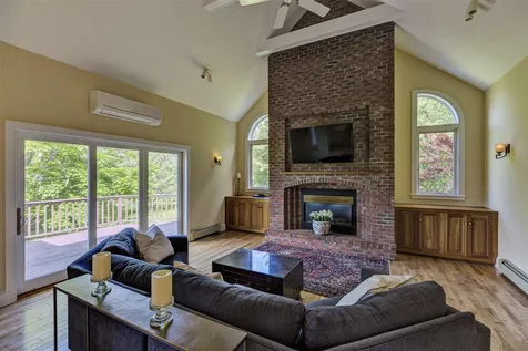 52 Berrill Farms Lane Hanover NH 03755