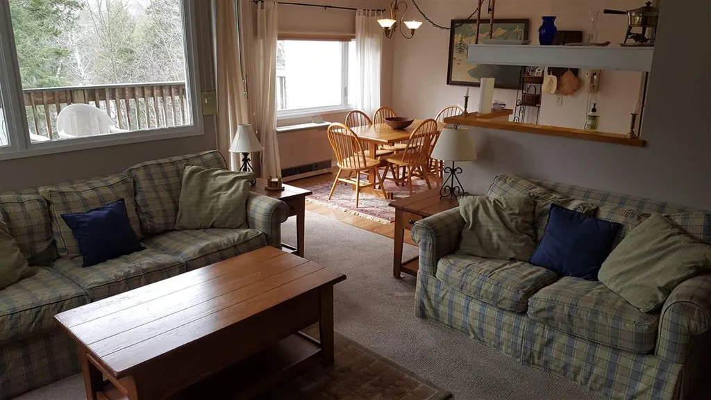 97 Bridges Resort Circle Warren VT 05674