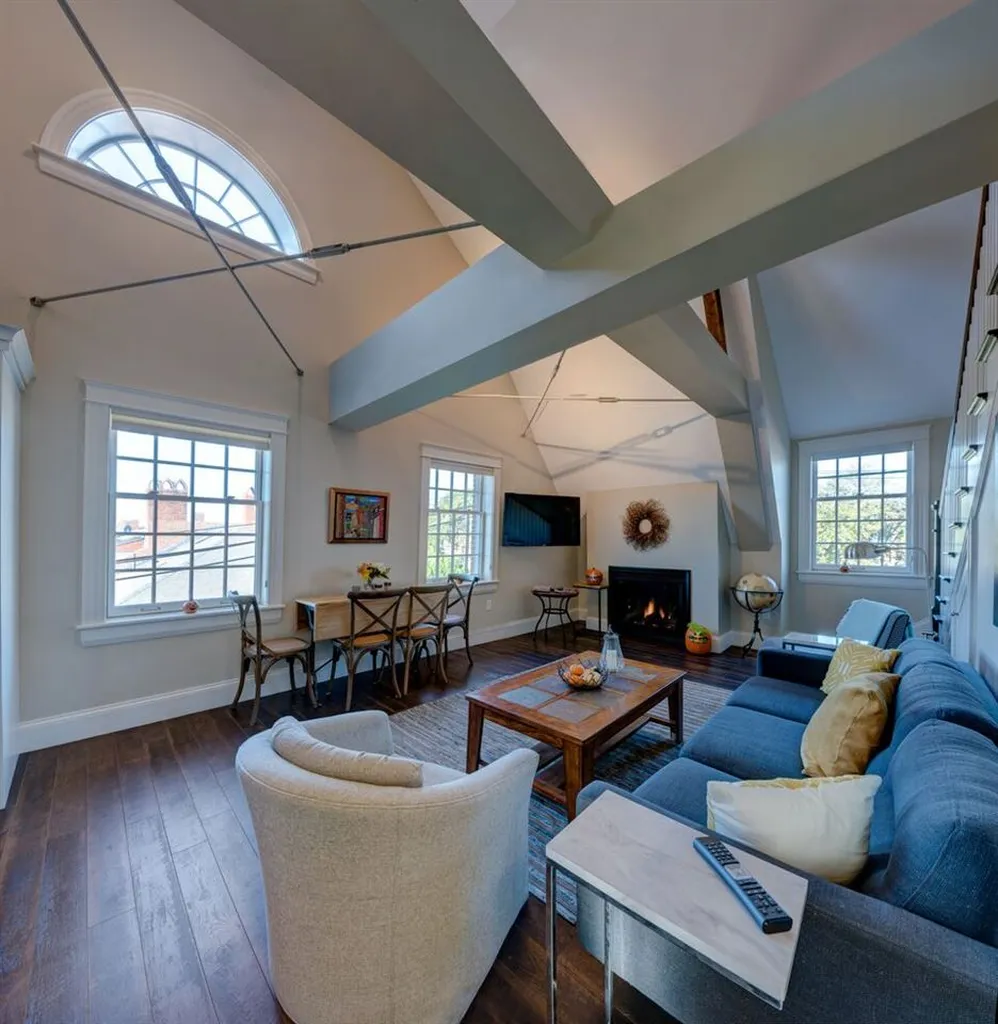 135 Daniel Street Portsmouth NH 03801