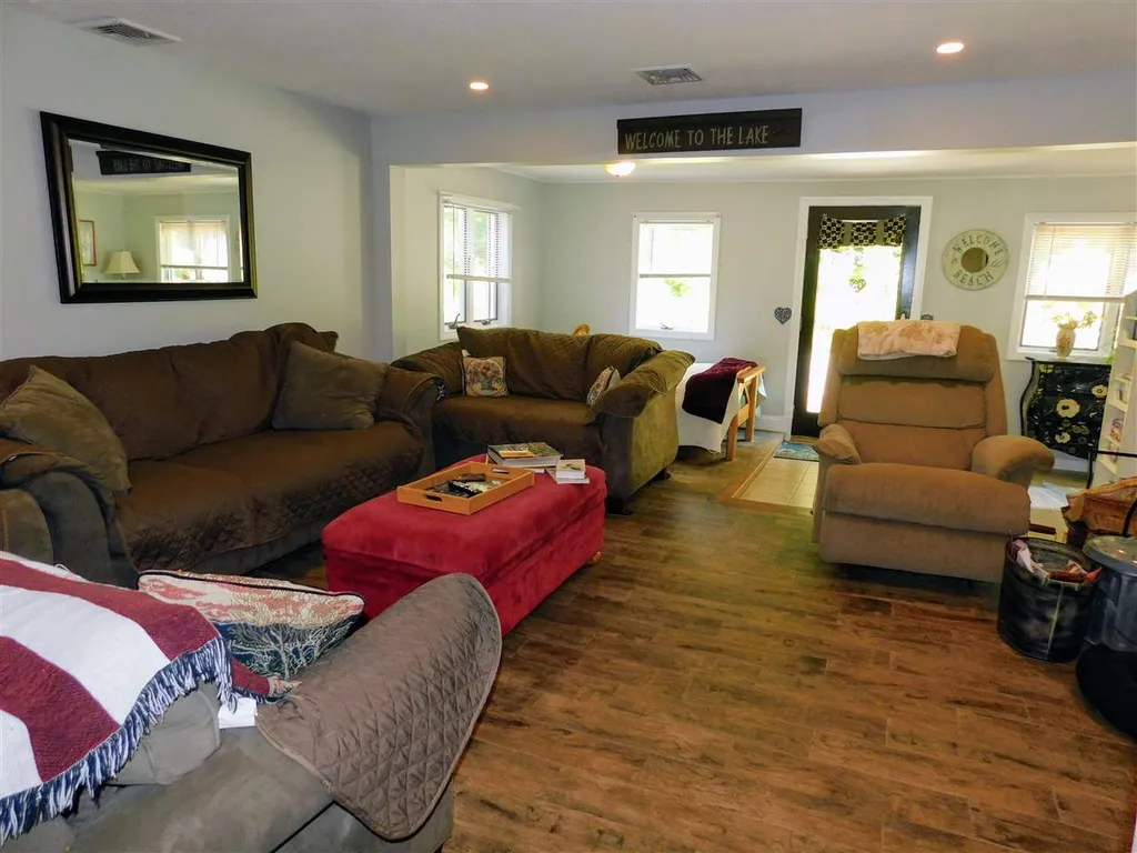 6 Neal Shore Road Meredith NH 03253