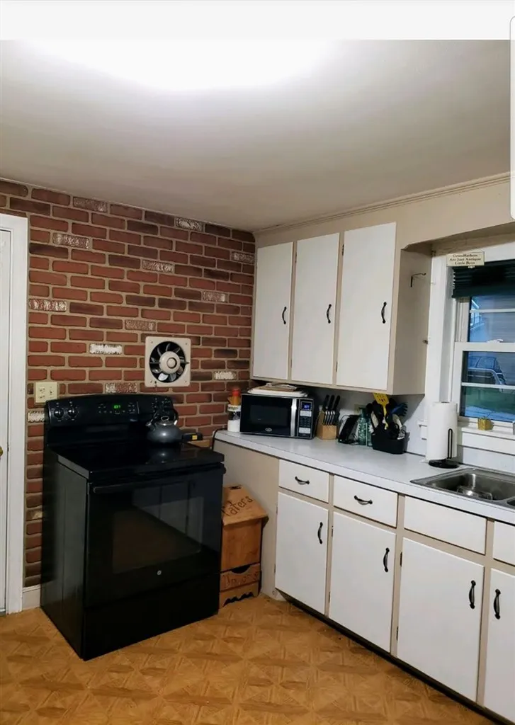 1 Theodore Avenue Allenstown NH 03275