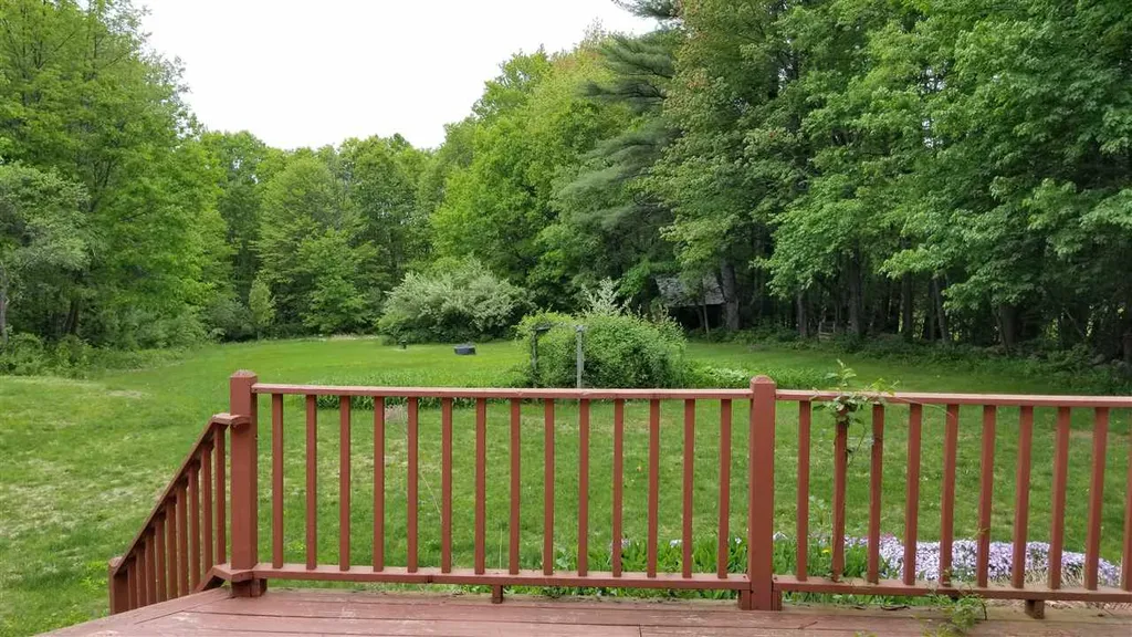 790 Hopkinton Road Hopkinton NH 03229