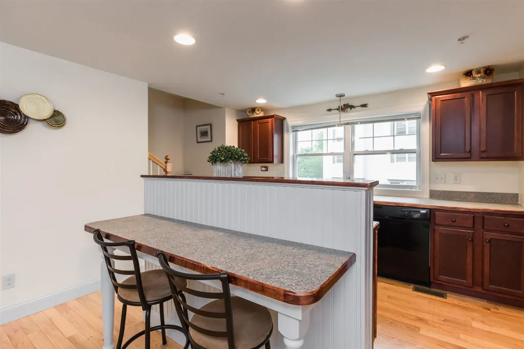 180 Drakeside Road Hampton NH 03842