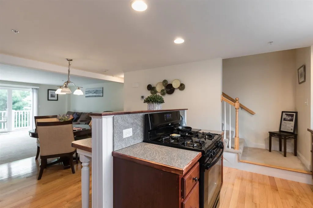 180 Drakeside Road Hampton NH 03842