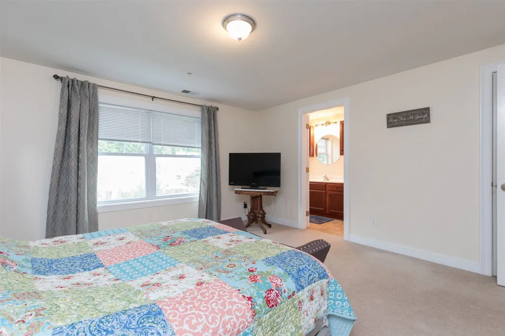 180 Drakeside Road Hampton NH 03842