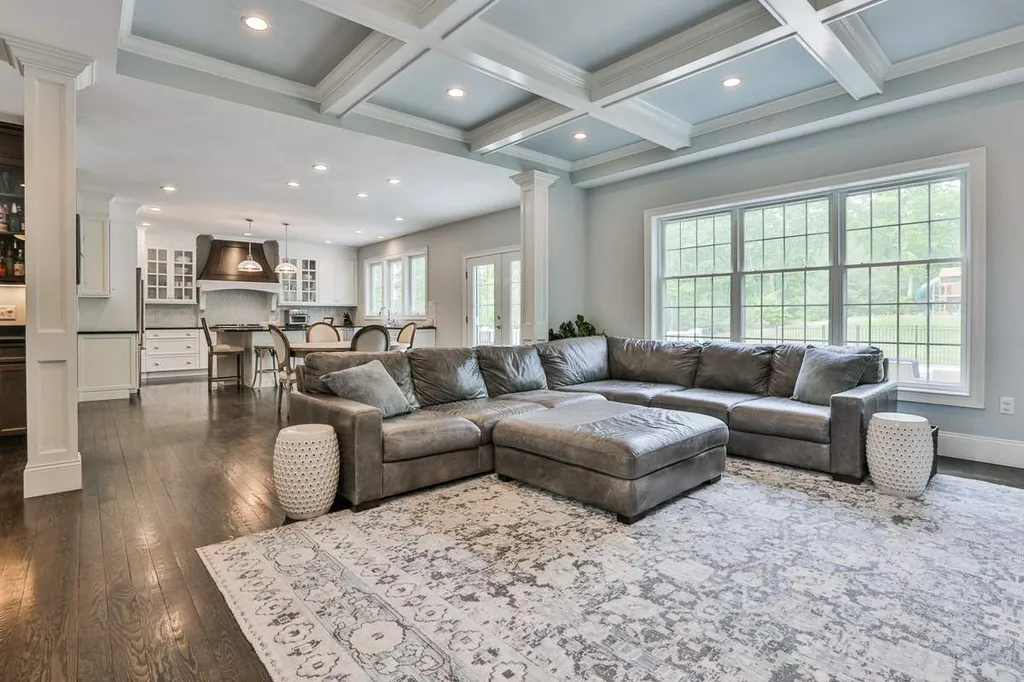 40 Burnham Road Windham NH 03087