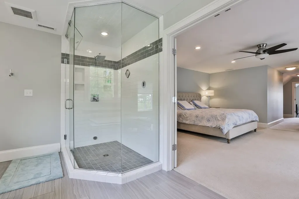 40 Burnham Road Windham NH 03087