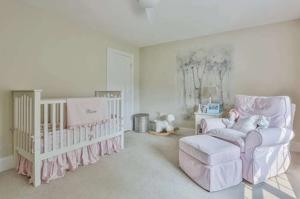 40 Burnham Road Windham NH 03087