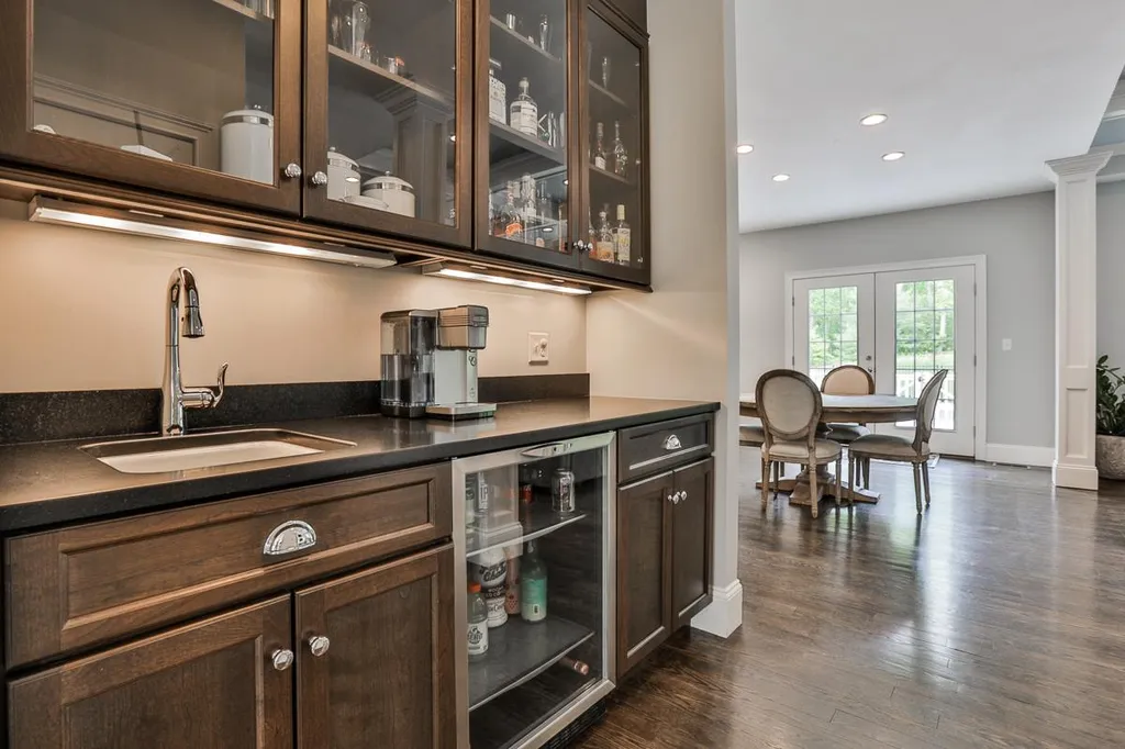 40 Burnham Road Windham NH 03087