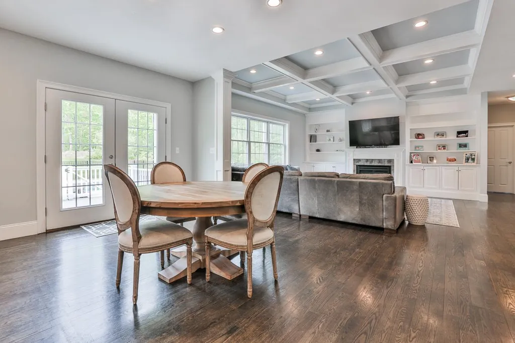 40 Burnham Road Windham NH 03087