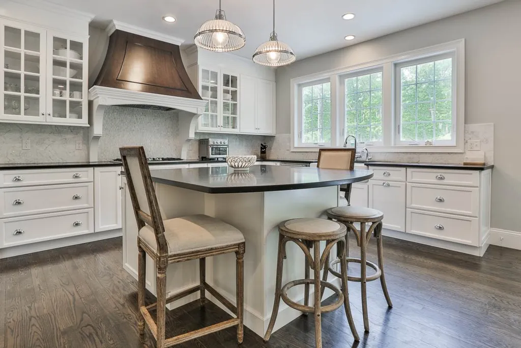 40 Burnham Road Windham NH 03087