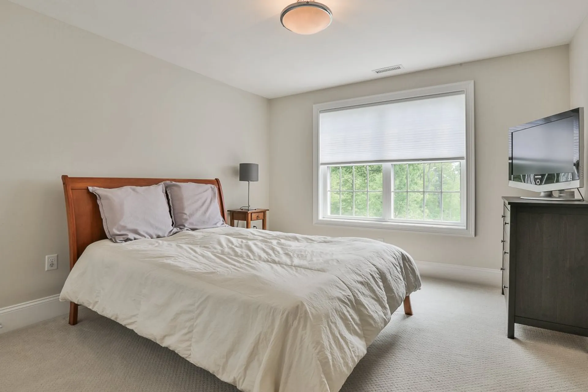 40 Burnham Road Windham NH 03087
