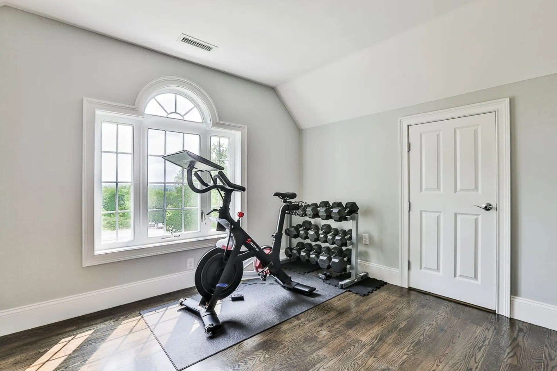 40 Burnham Road Windham NH 03087
