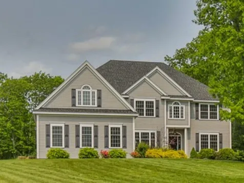 40 Burnham Road Windham NH 03087