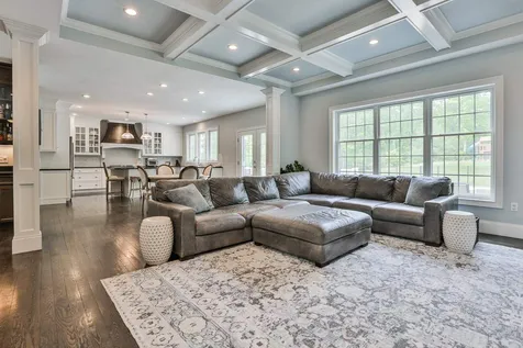 40 Burnham Road Windham NH 03087
