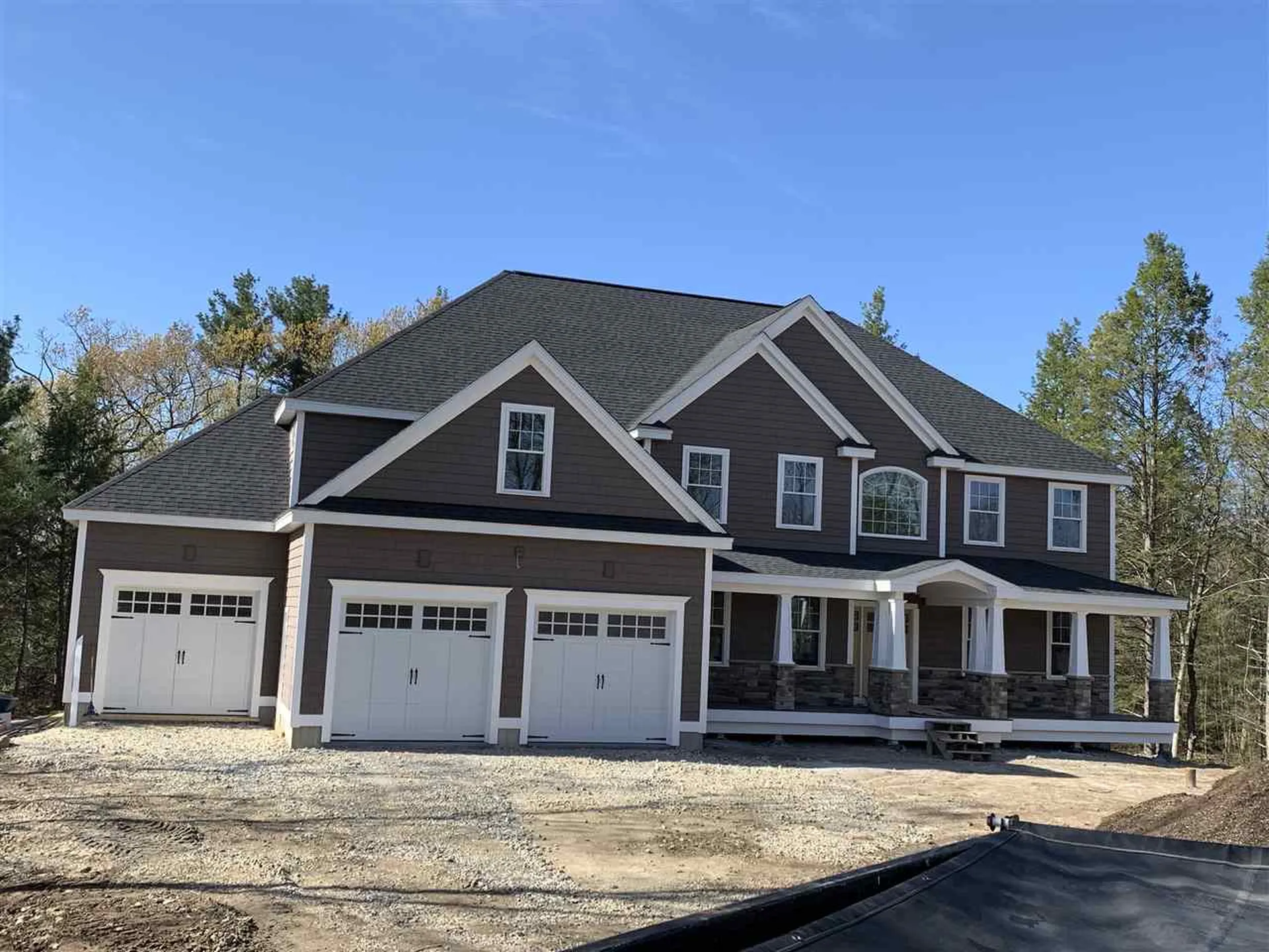 19 Dunraven Road Windham NH 03087