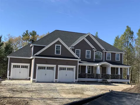 19 Dunraven Road Windham NH 03087
