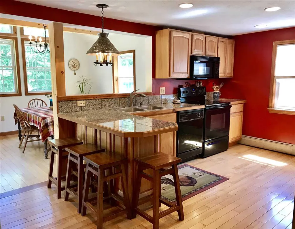 232 Hayden Road Hollis NH 03049