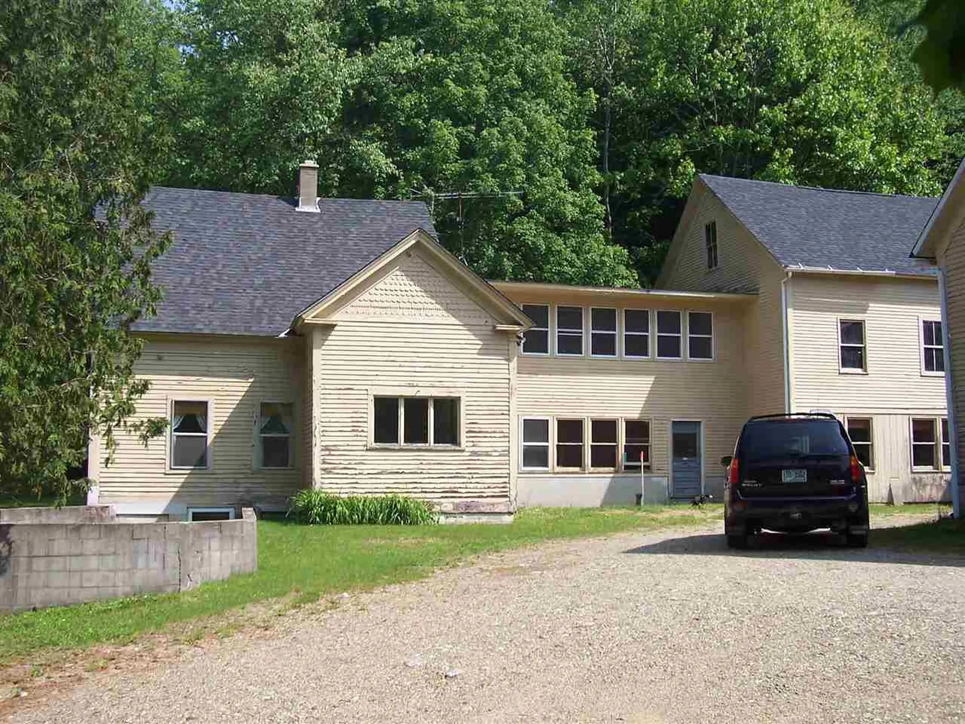 15 Spring Street Gilsum NH 03448