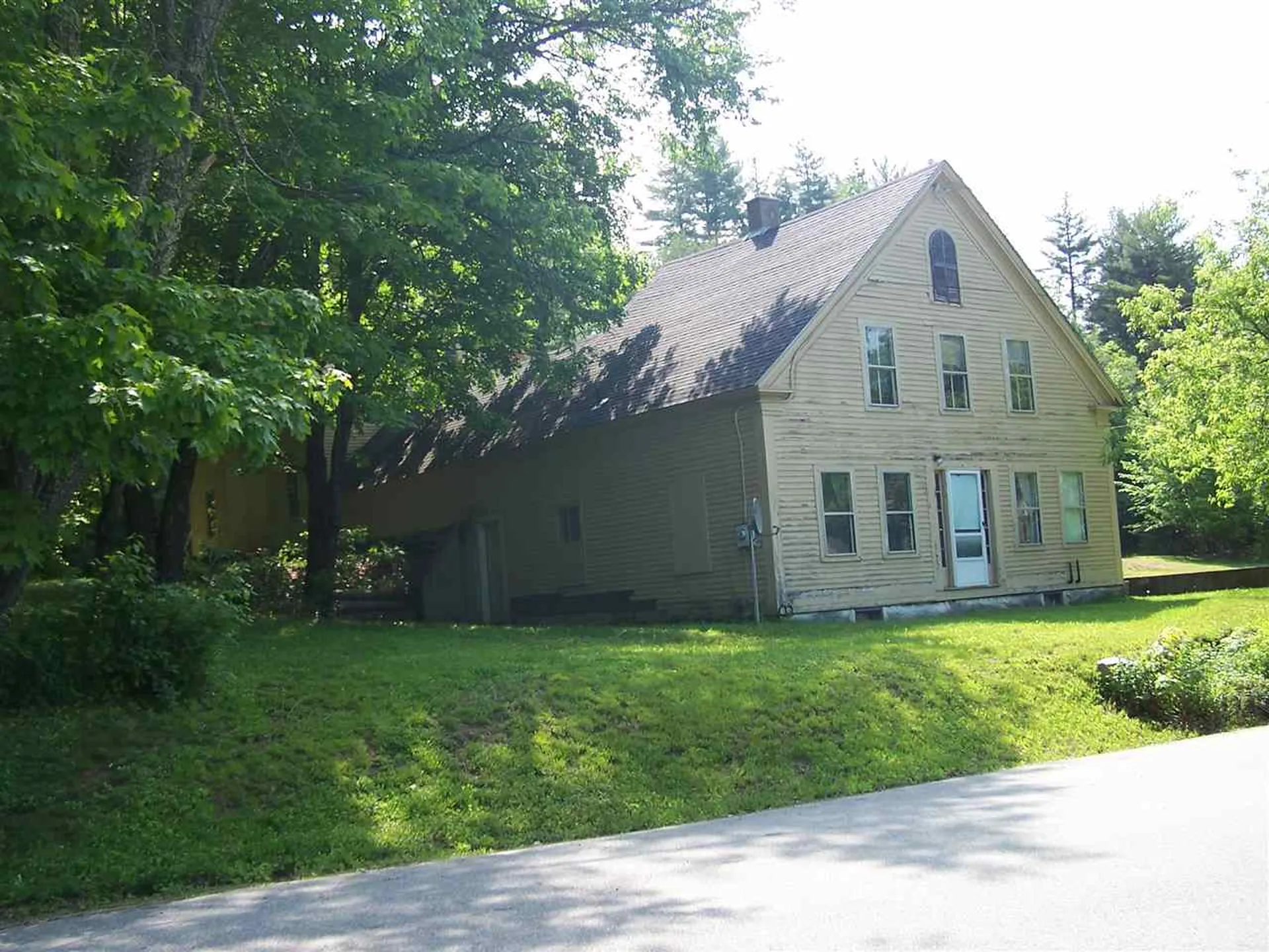 15 Spring Street Gilsum NH 03448