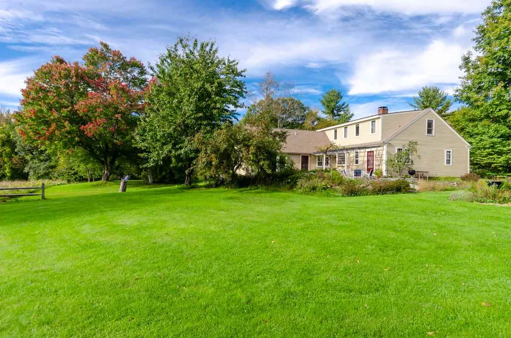 1356 Quaker Street Deering NH 03244