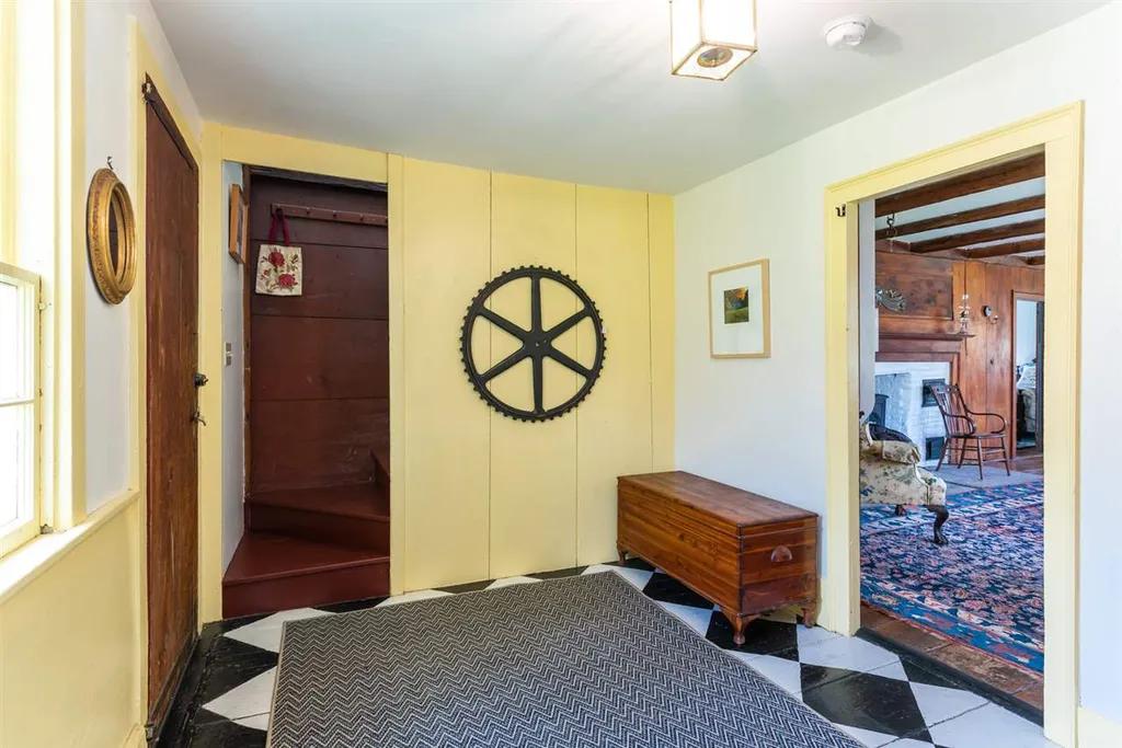 1356 Quaker Street Deering NH 03244