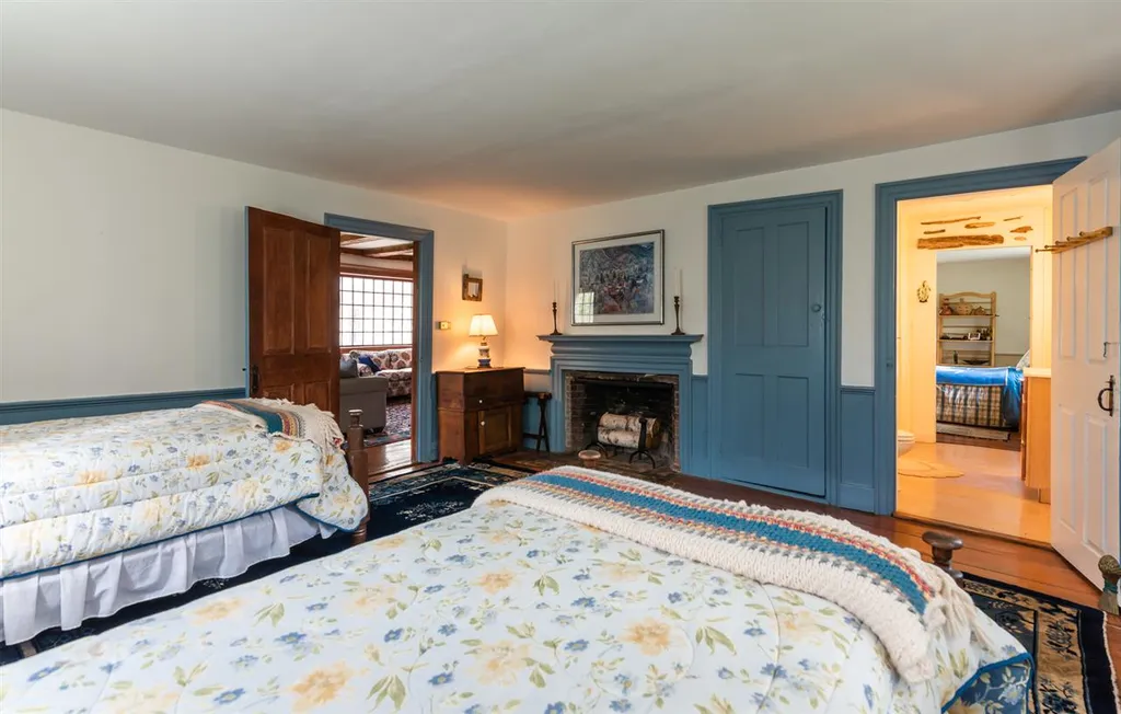1356 Quaker Street Deering NH 03244