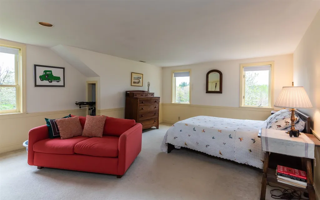 1356 Quaker Street Deering NH 03244