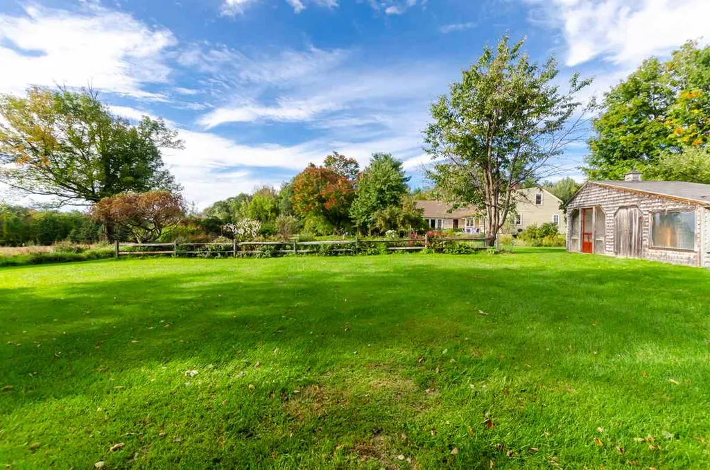 1356 Quaker Street Deering NH 03244
