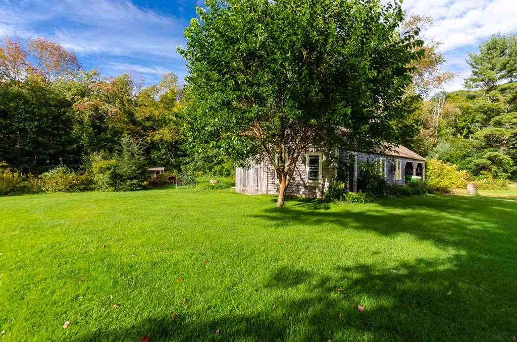 1356 Quaker Street Deering NH 03244