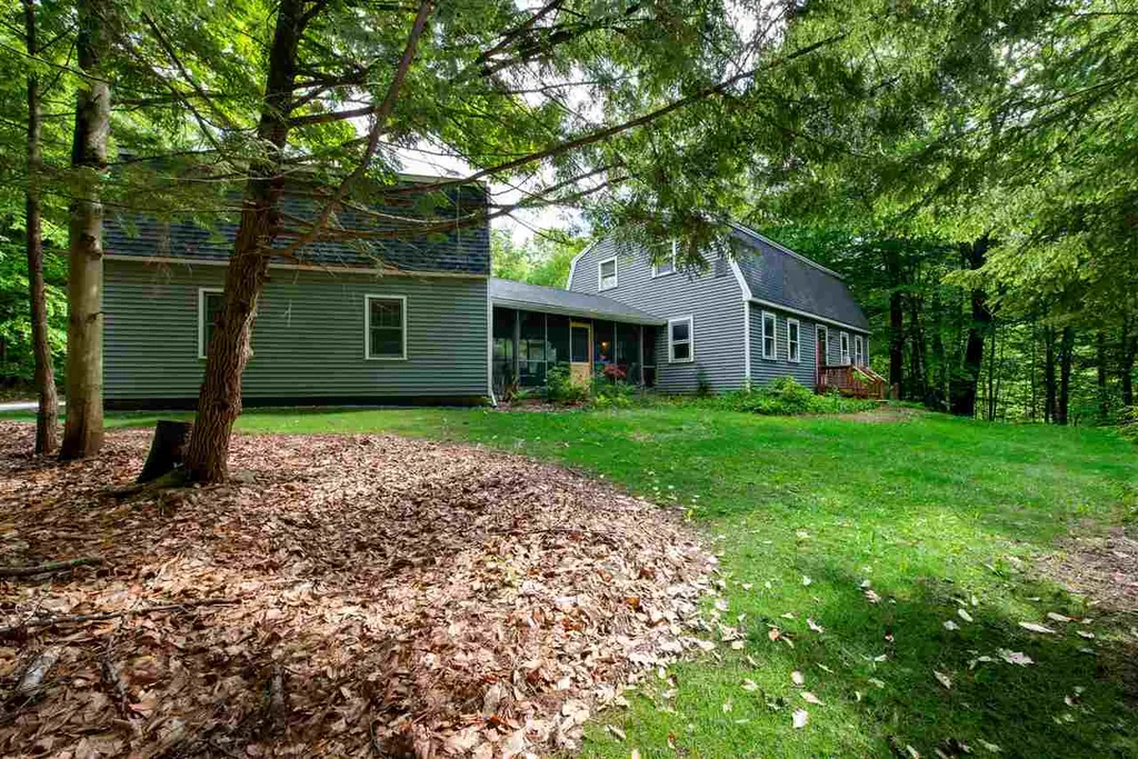 8 Beechwood Drive Strafford NH 03884