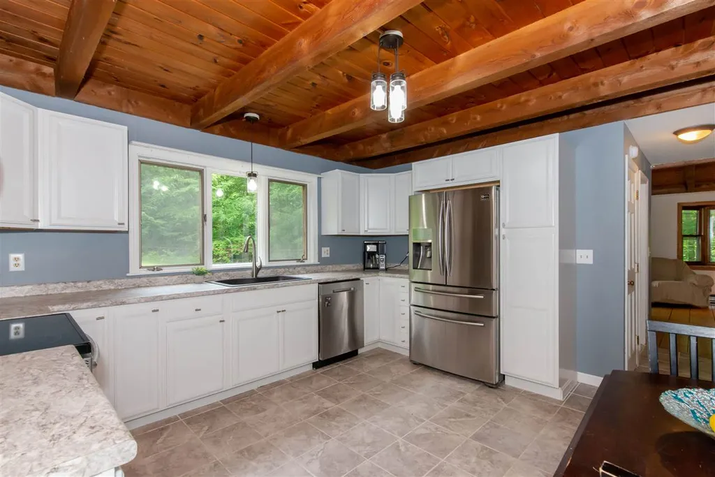8 Beechwood Drive Strafford NH 03884