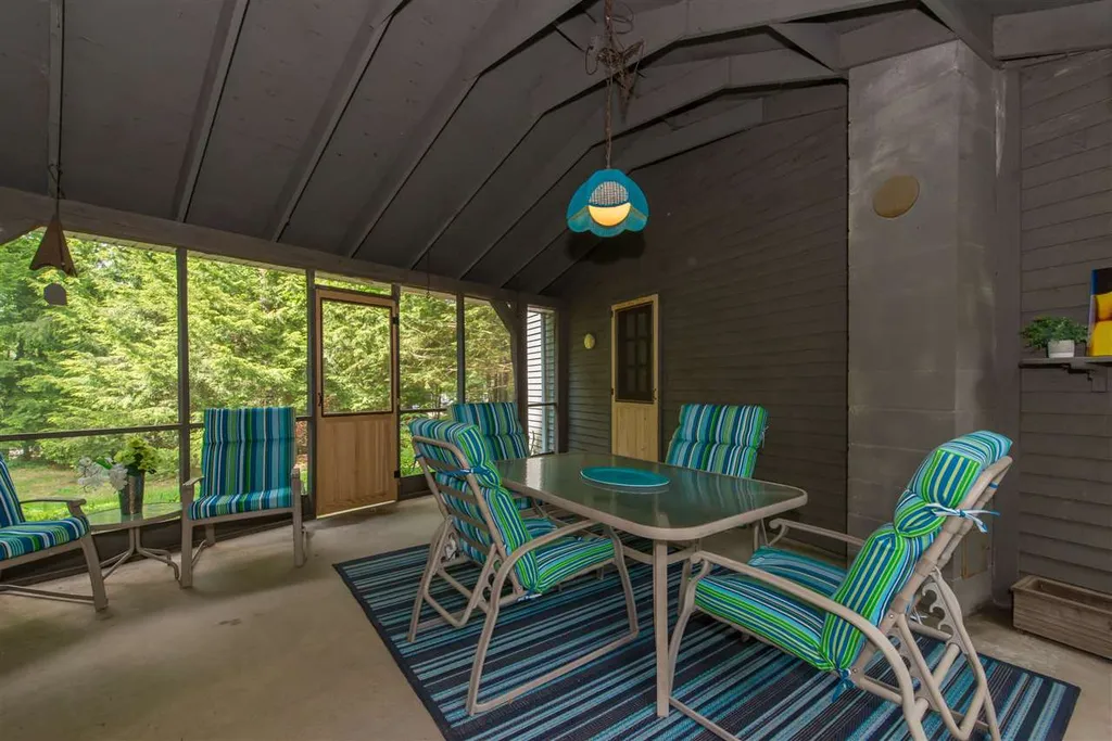 8 Beechwood Drive Strafford NH 03884