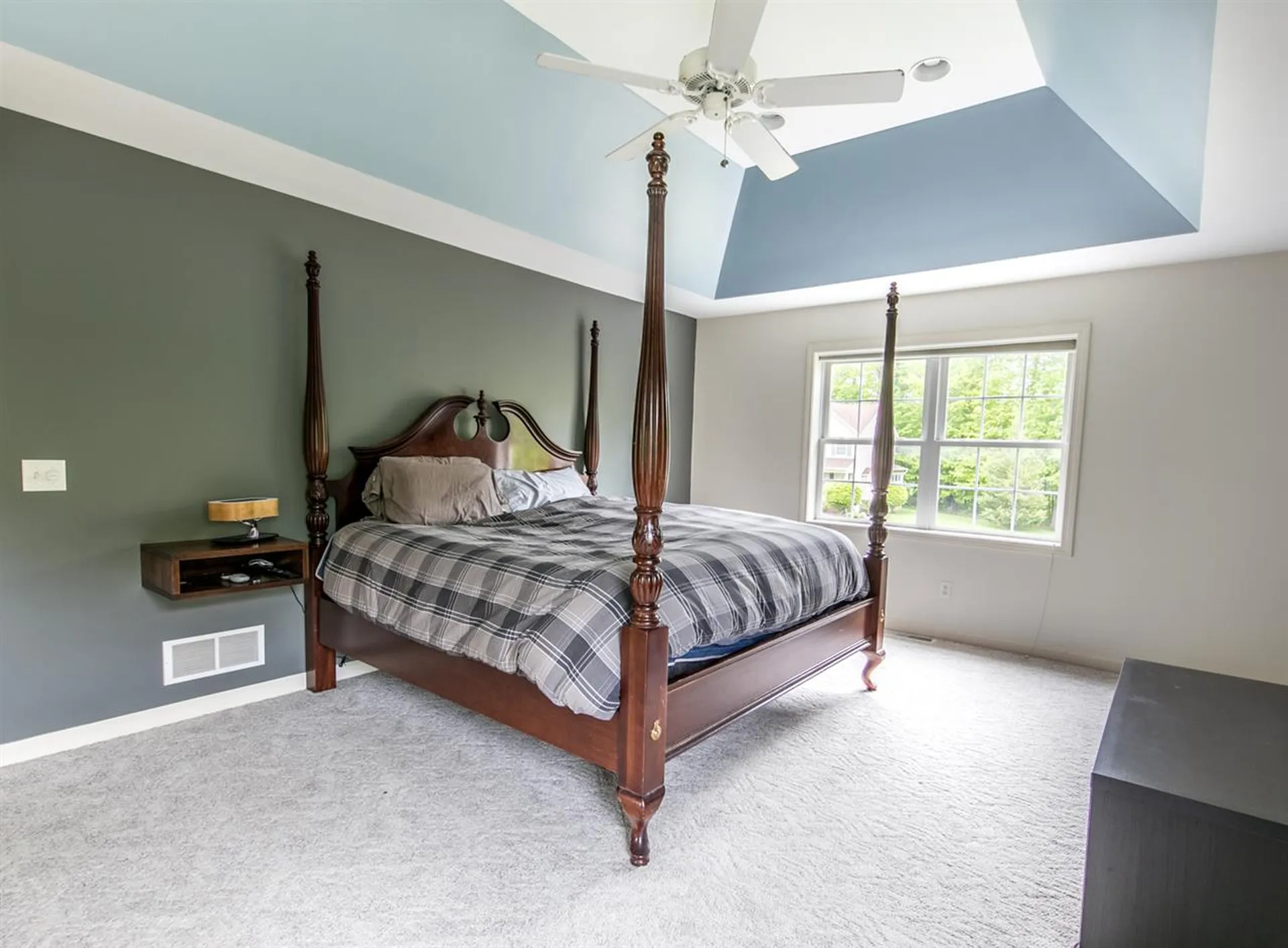 225 Colonial Drive Colchester VT 05446