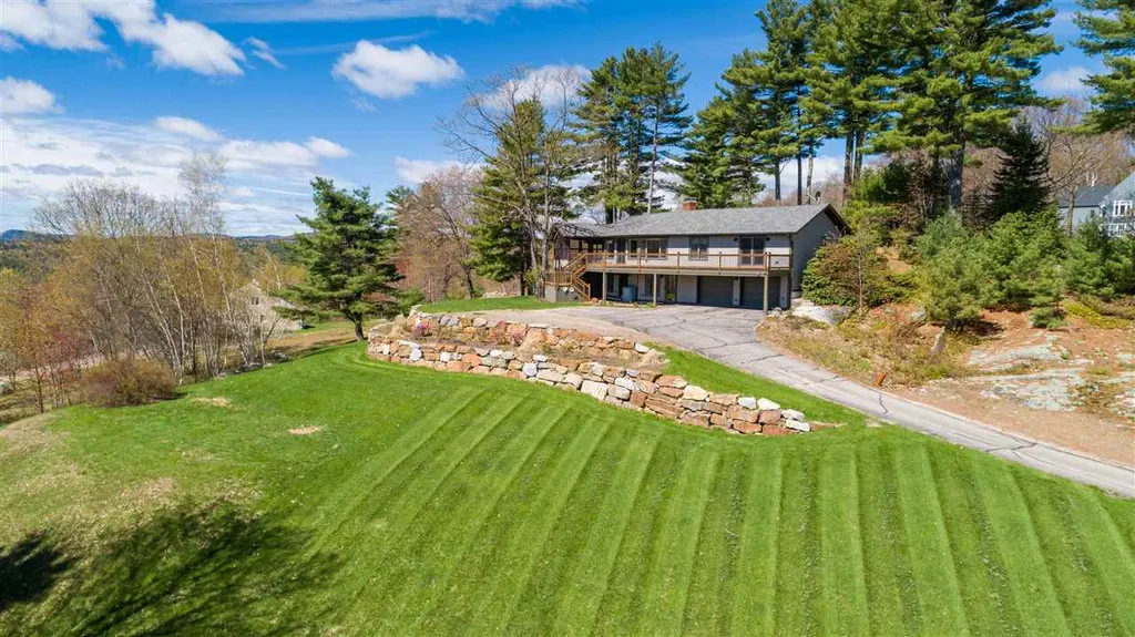 16 Morgan Road Meredith NH 03253