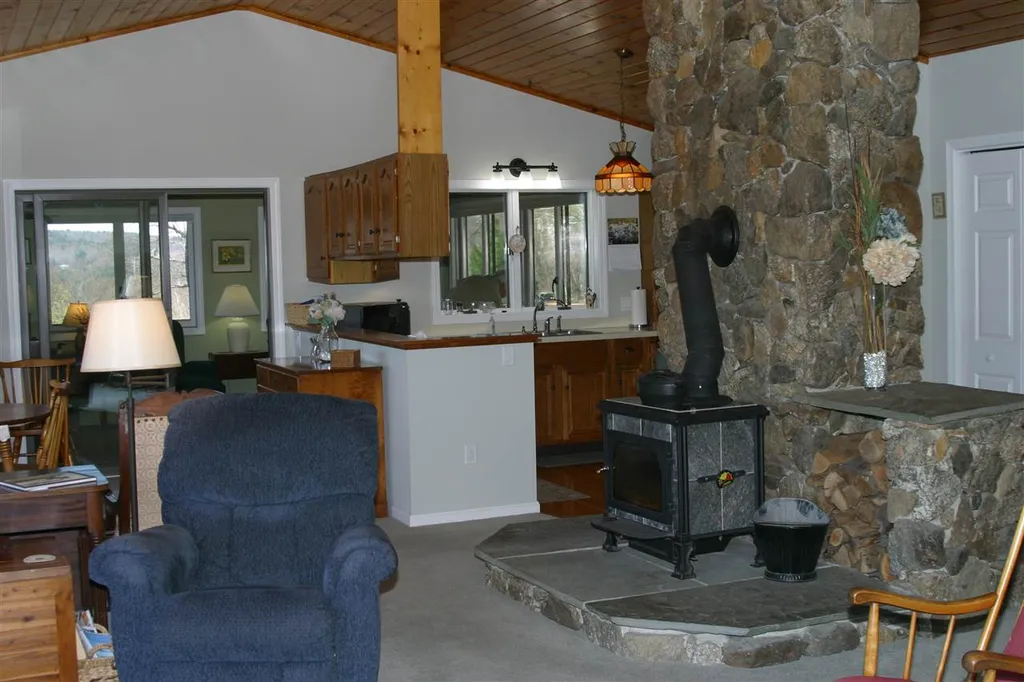 16 Morgan Road Meredith NH 03253