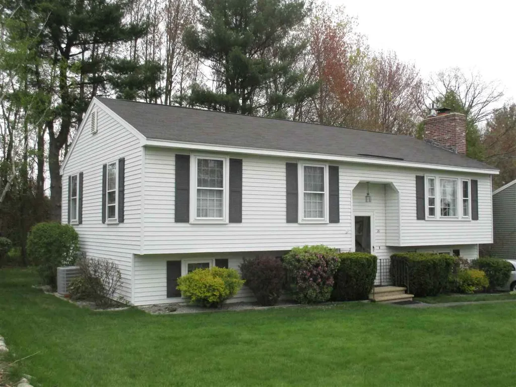 21 Brad Court Manchester NH 03103